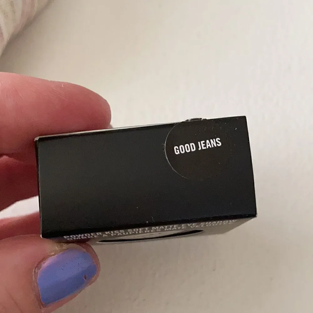 Mac Powder Kiss Soft Matte Eye Shadow Good Jeans